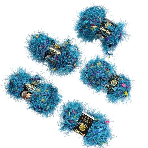 Lion Brand Fancy Fur Yarn 5 Skeins Tropical Turquoise #249 Polyester Polyamide - Picture 1 of 9